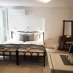 Anemos Town Apartment Naxos City