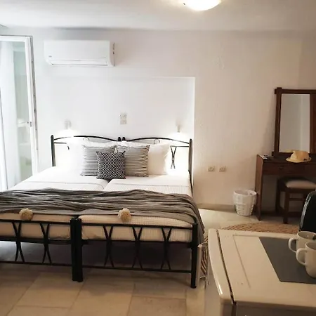 Anemos Town Апартаменты Naxos City