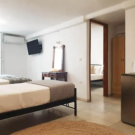 Anemos Town Apartment *