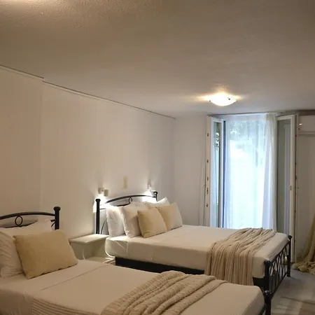 Anemos Town Apartment Naxos City