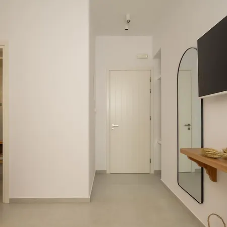 Anemos Town Apartment