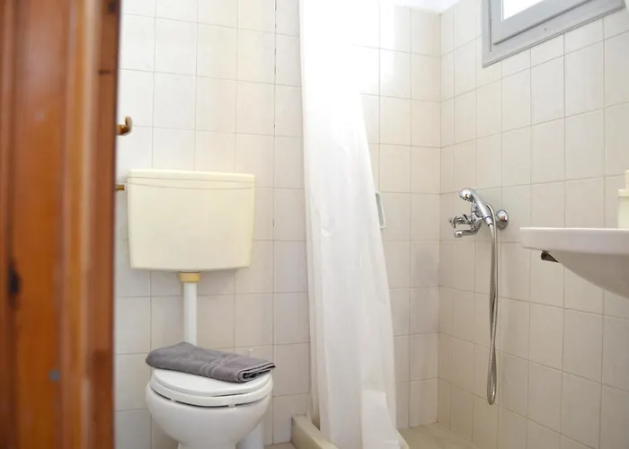 Anemos Town * Naxos City